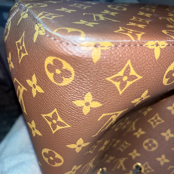 Louis Vuitton NeoNoe MM - Picture 13 of 17